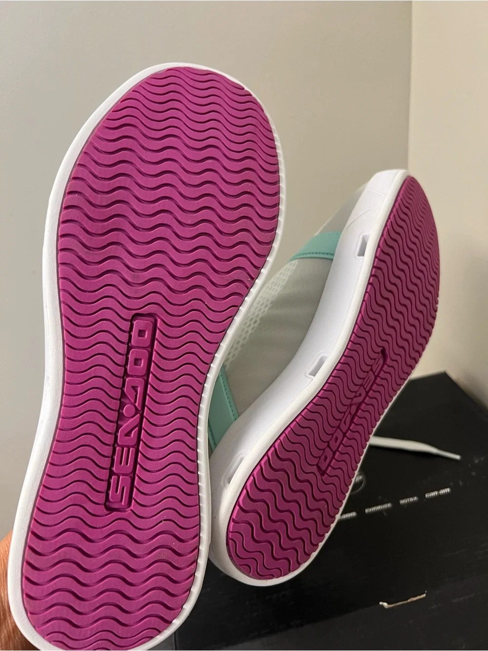 NWT Unisex Sea-doo water shoes